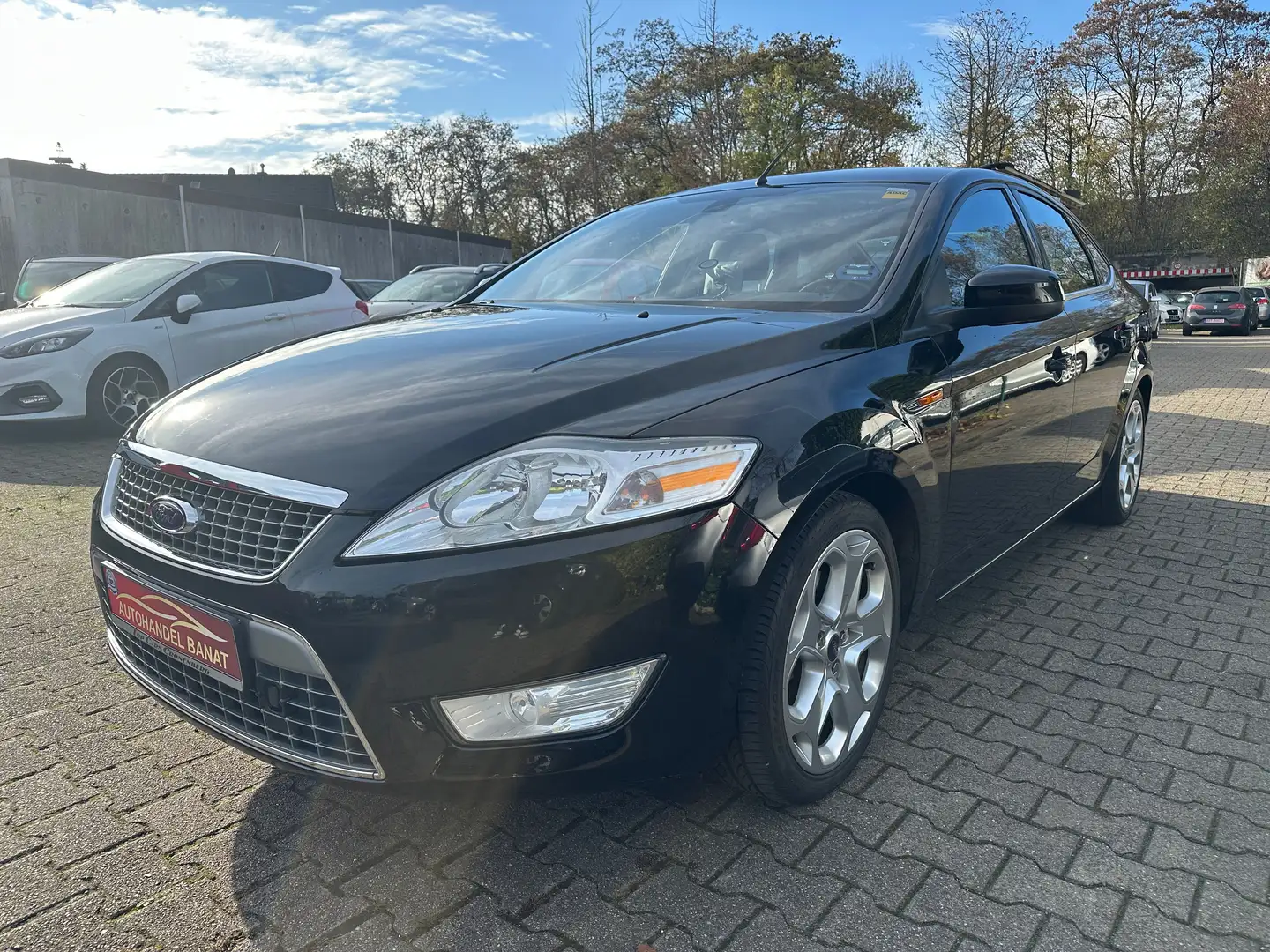 Ford Mondeo Titanium TÜV NEU TOP AUSSTATTUNG Schwarz - 1