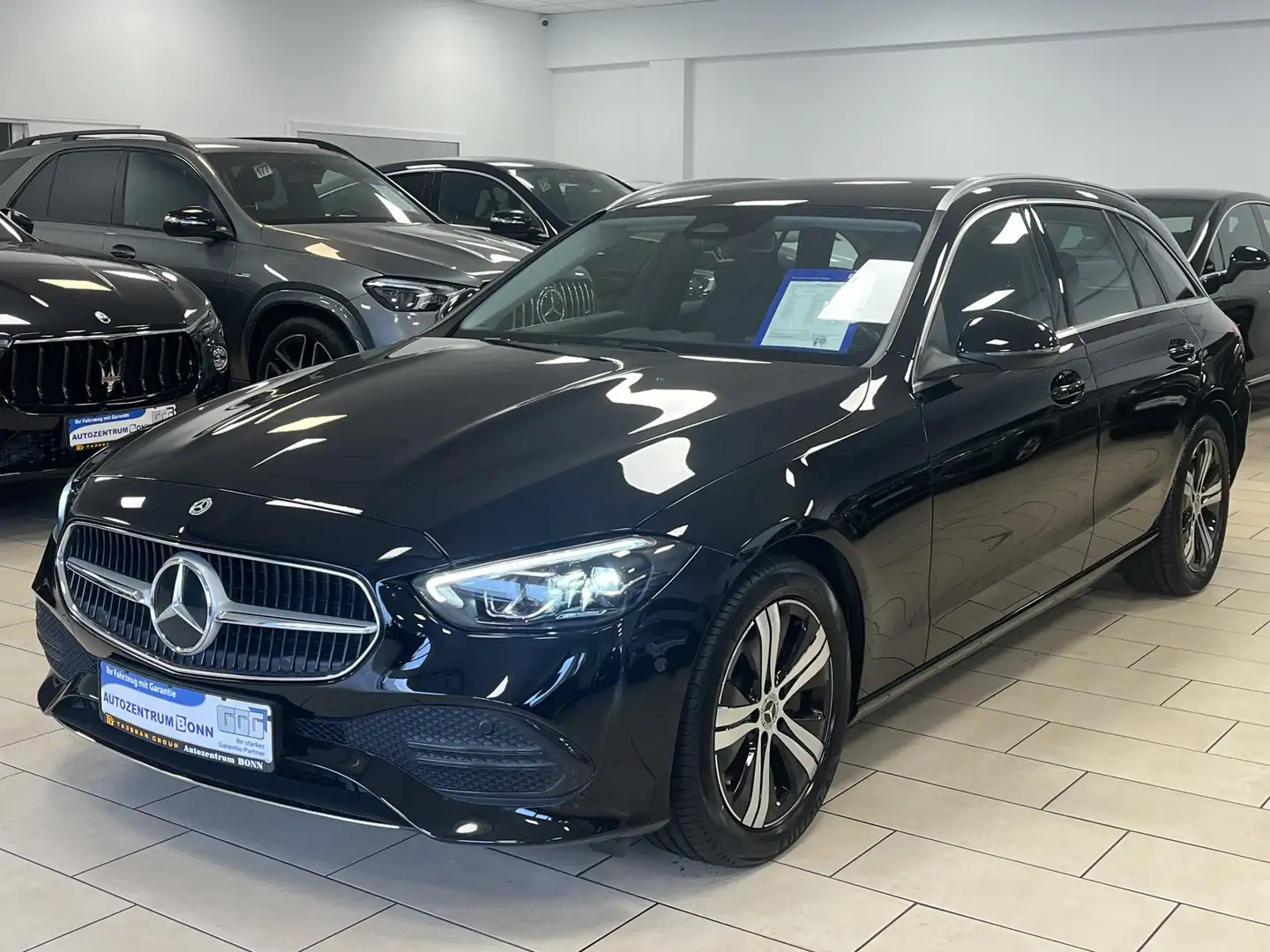 Mercedes-Benz C 200 T d*Avantgarde*TeiLeder*LED*R-Cam*Navi* Noir - 1