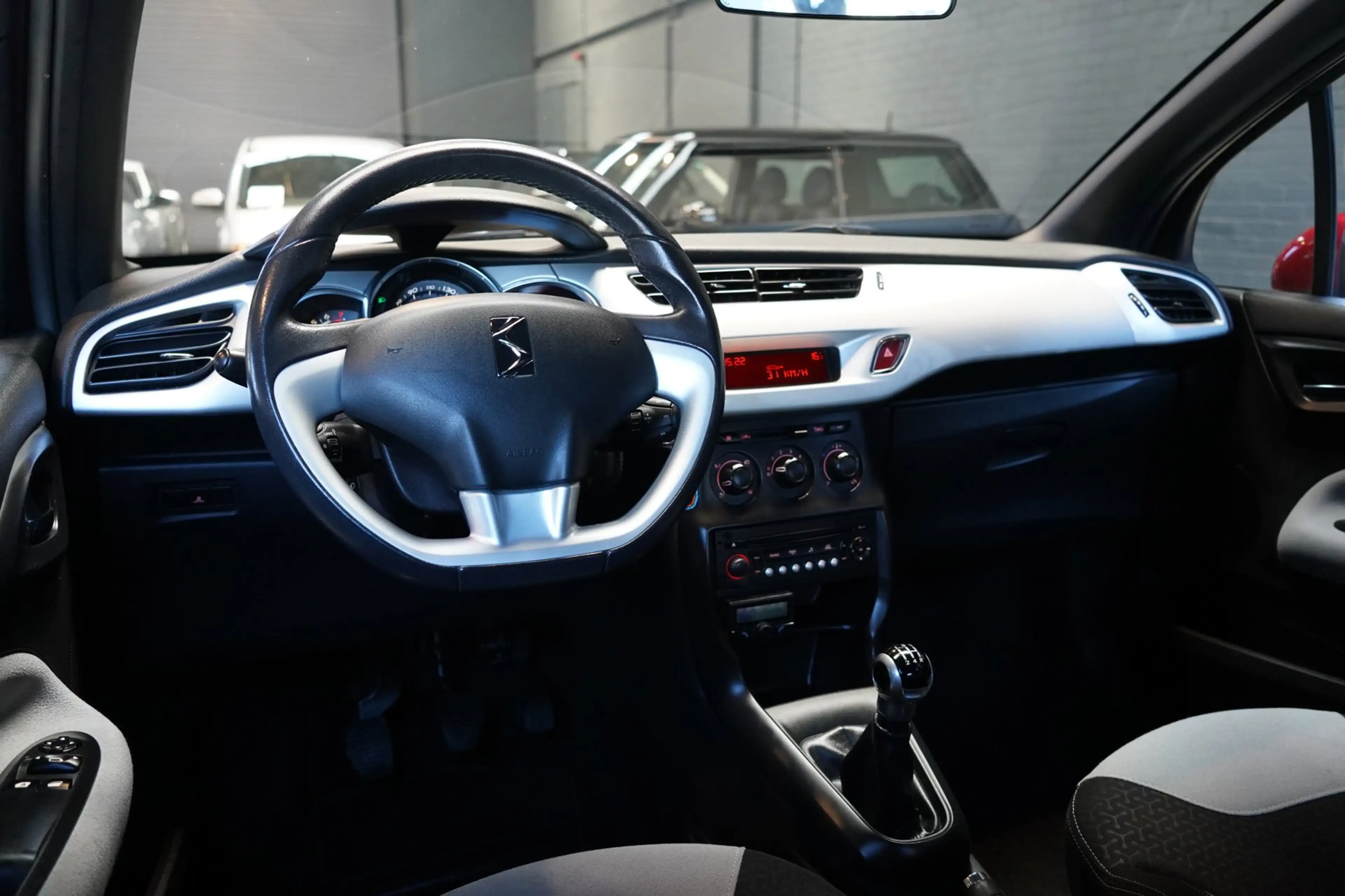 Citroen DS3 1.4 Chic | AIRCO | CRUISE | PDC | ELEK.RAMEN | APK — photo 19