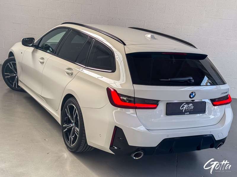 Photo du véhicule BMW 330