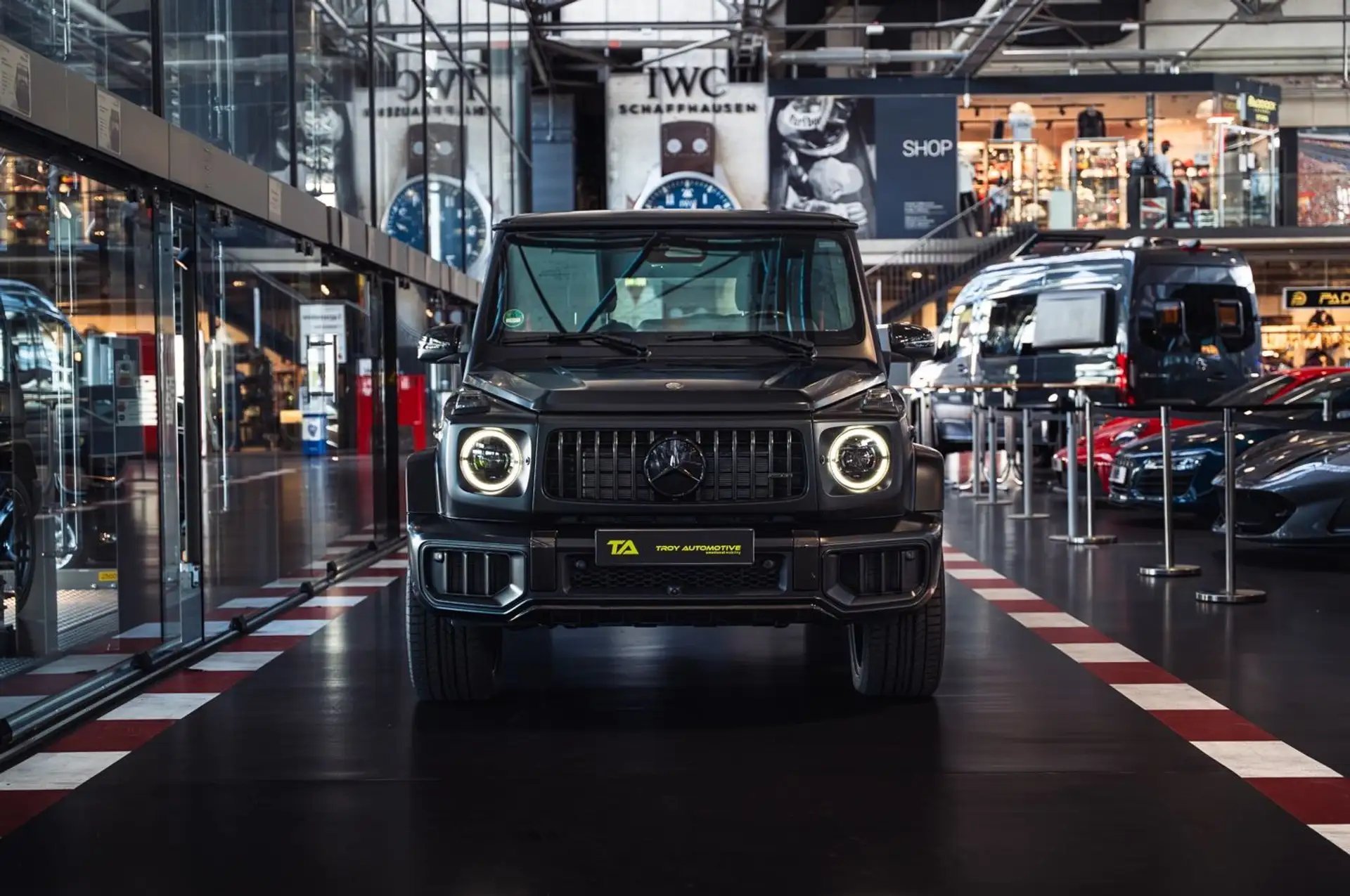 벤츠 G-Class G 63 AMG 2026 검정 사진 3