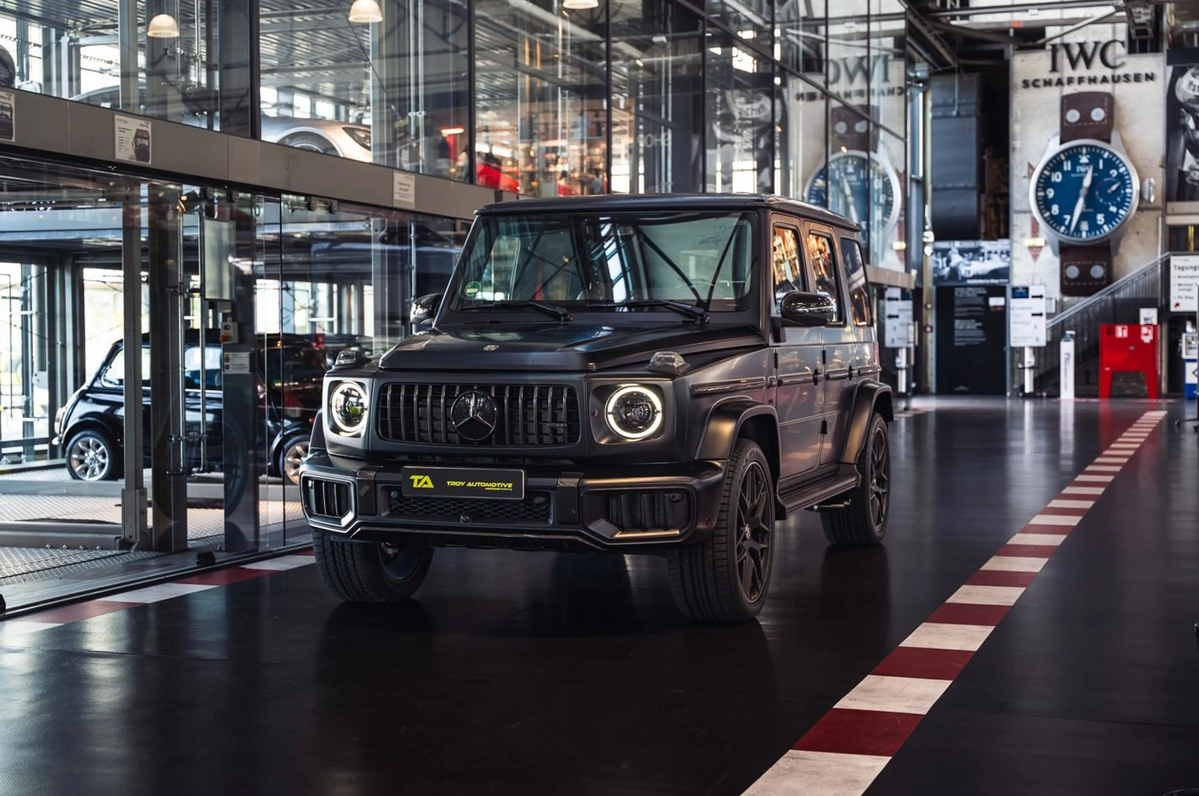Mercedes-Benz G 63 AMG - Top Ausstattung - 45km — photo 2