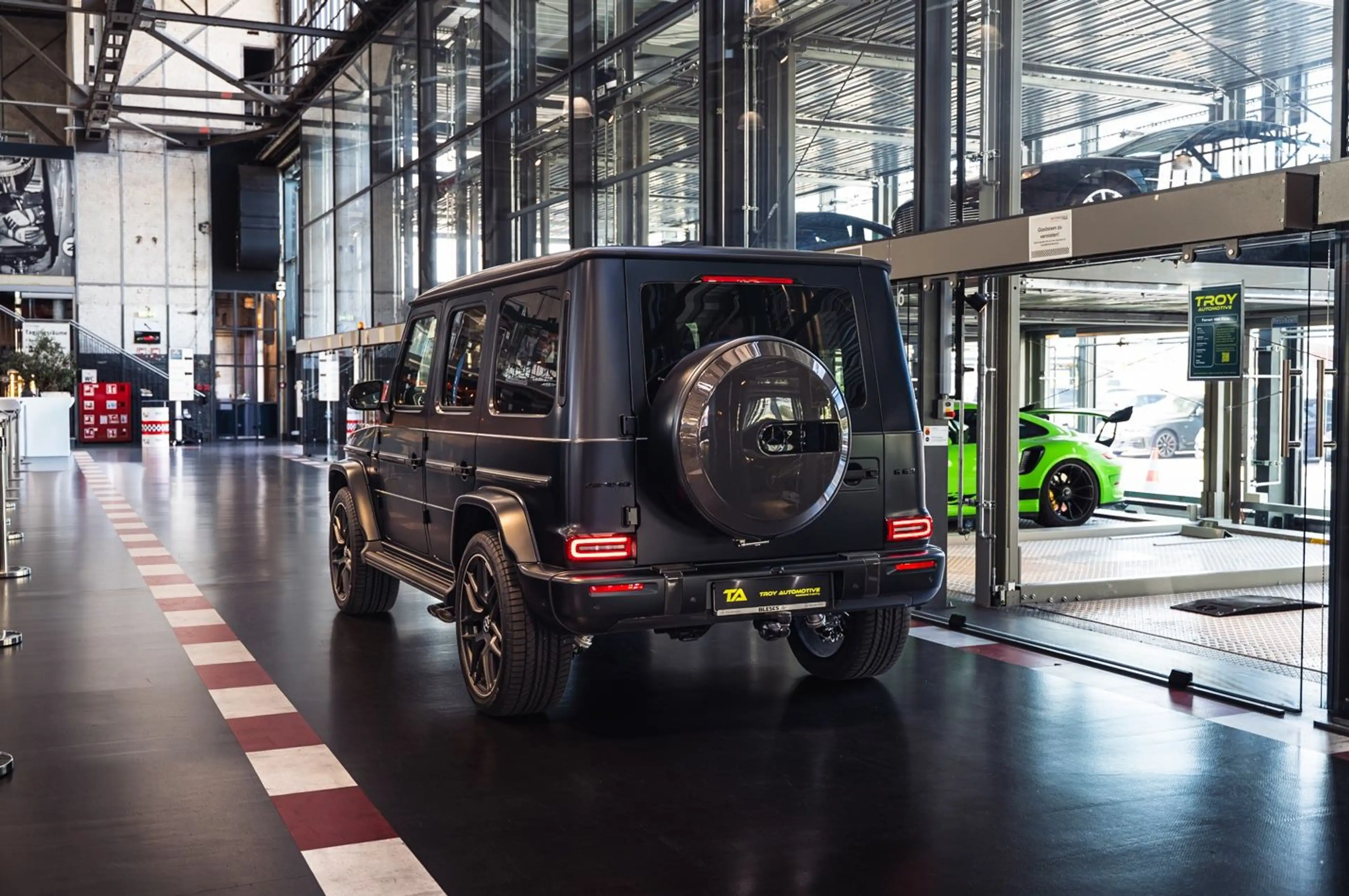 Mercedes-Benz G 63 AMG - Top Ausstattung - 45km — photo 4