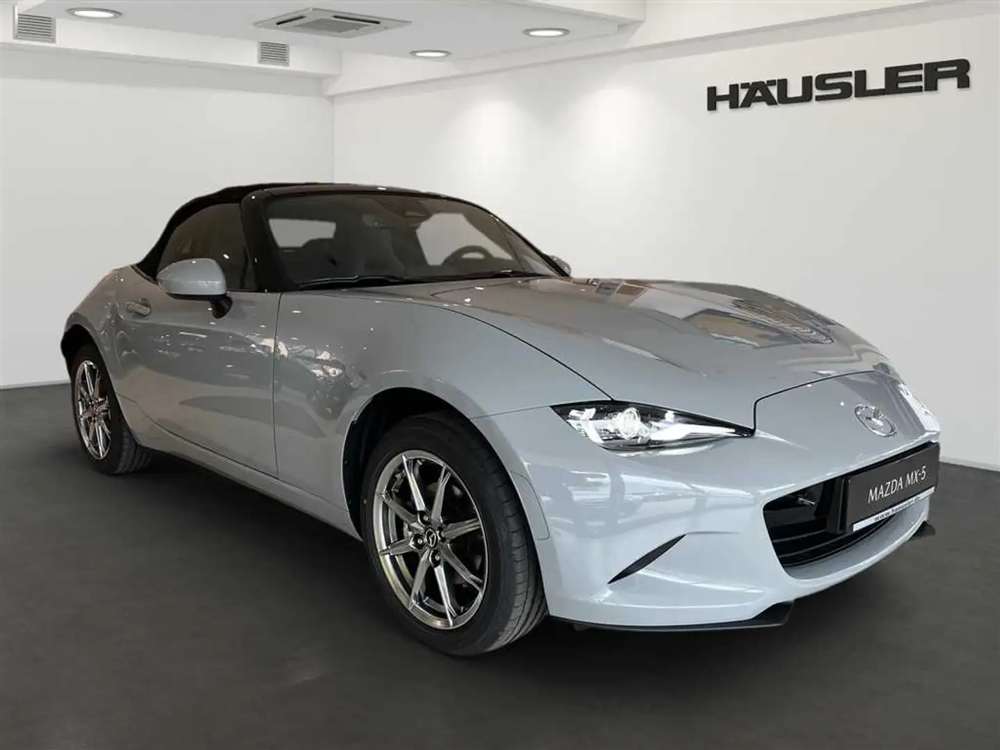 Mazda MX-5 Exclusive-line 1.5L SKYACTIV-G-Navi-Klimaautomatik Grau - 2