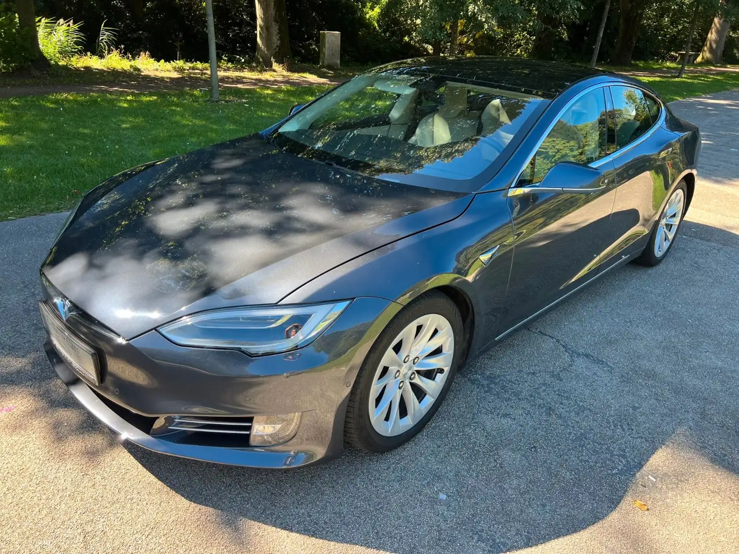 Tesla Model S MODEL S75D |AP2.5|PANO|WINTERPAKET|SOUND|HEPA| Grijs - 2