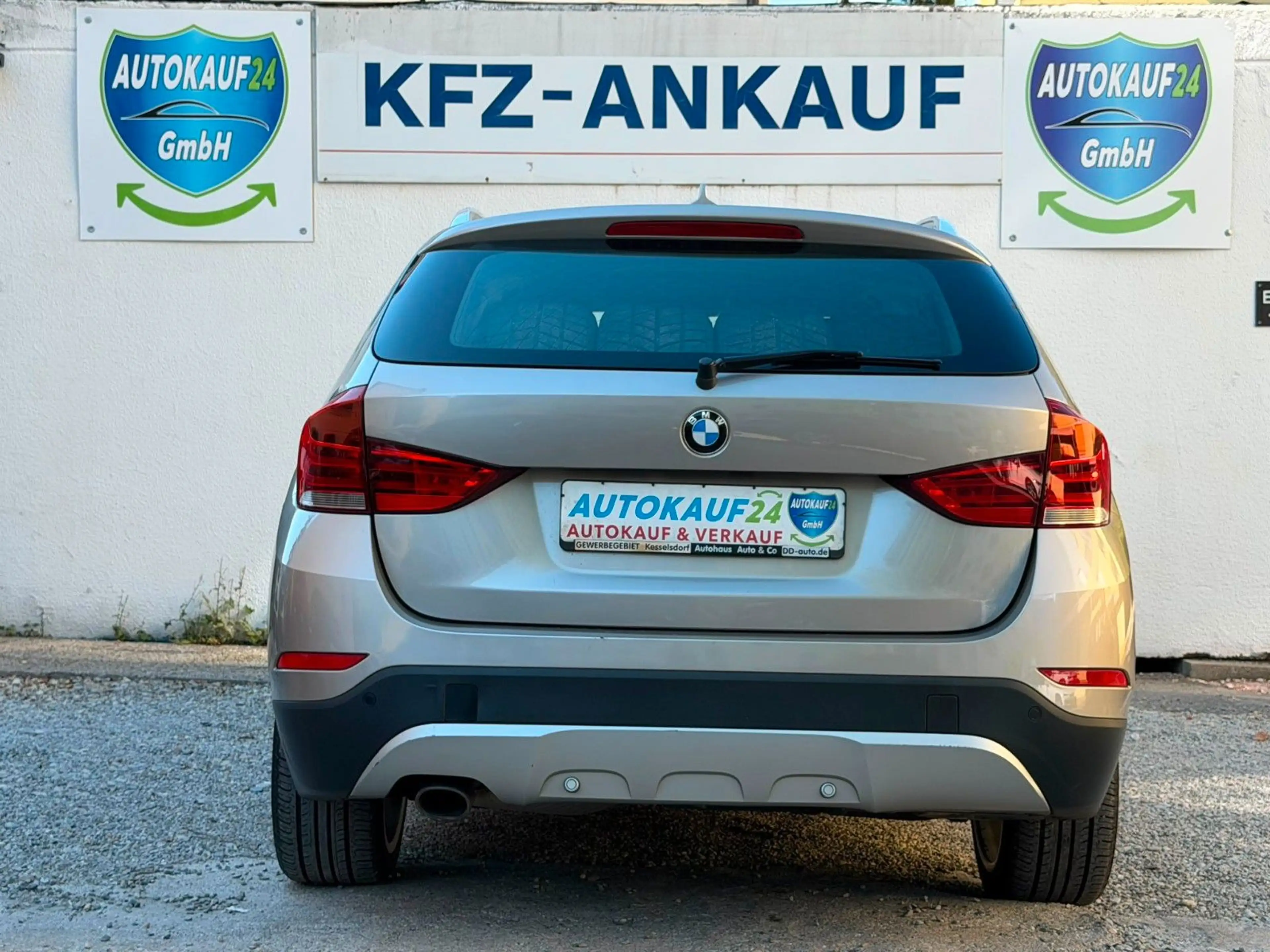 BMW X1 sDrive 20 d *Automatik *Einparkhilfe*TÜV Neue — photo 4