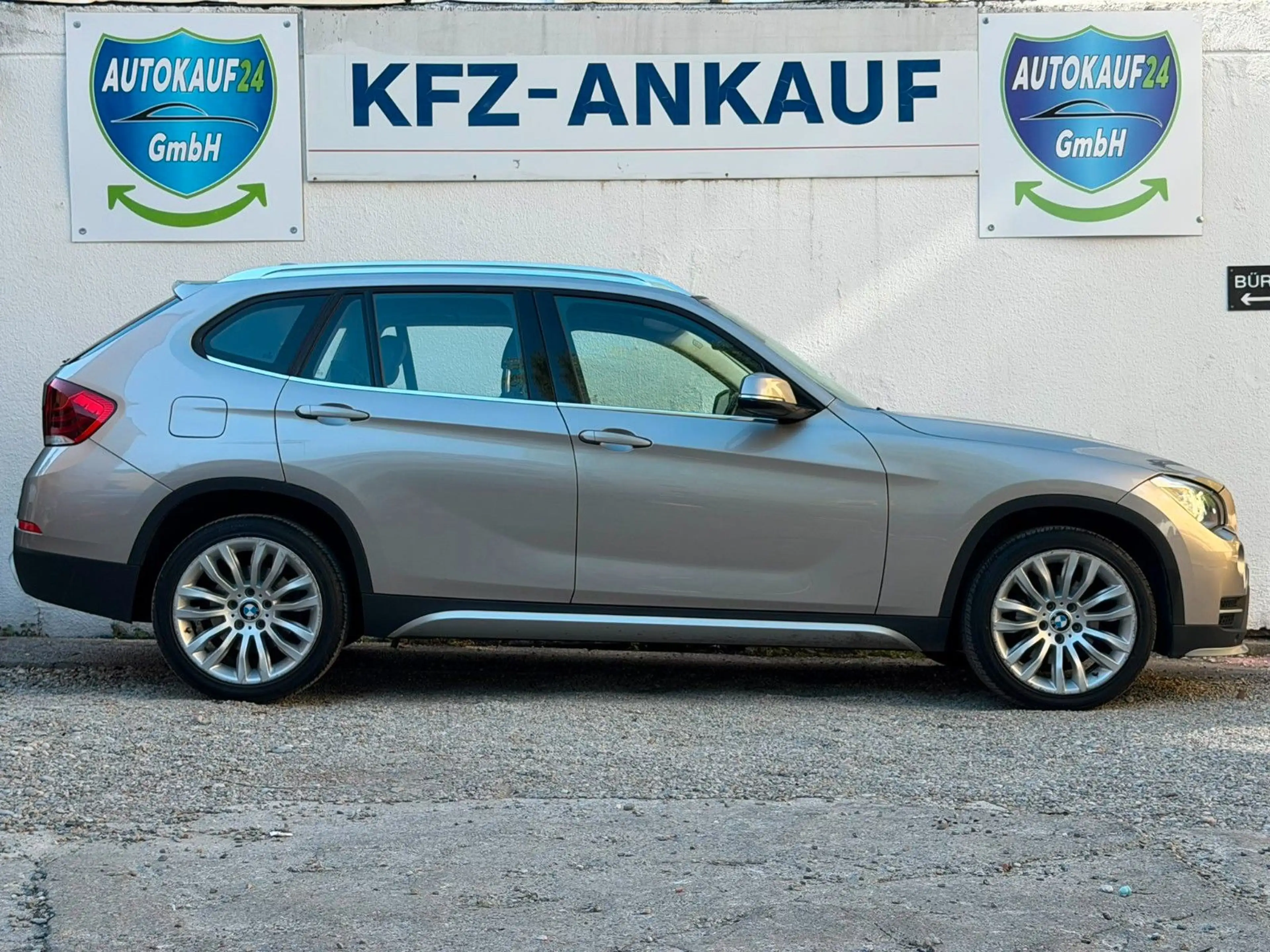 BMW X1 sDrive 20 d *Automatik *Einparkhilfe*TÜV Neue — photo 5