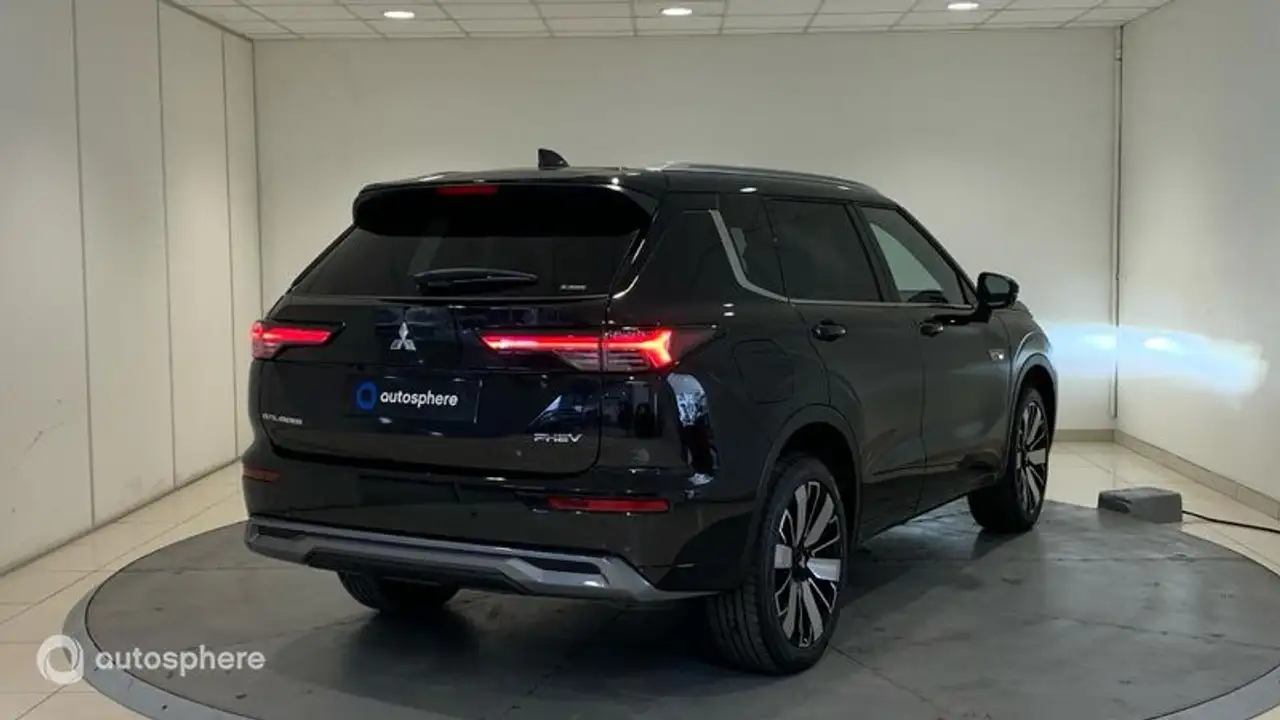 Mitsubishi Outlander 2026