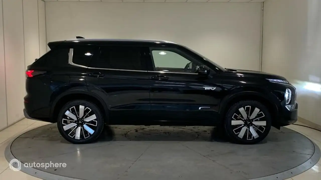 Mitsubishi Outlander 2026