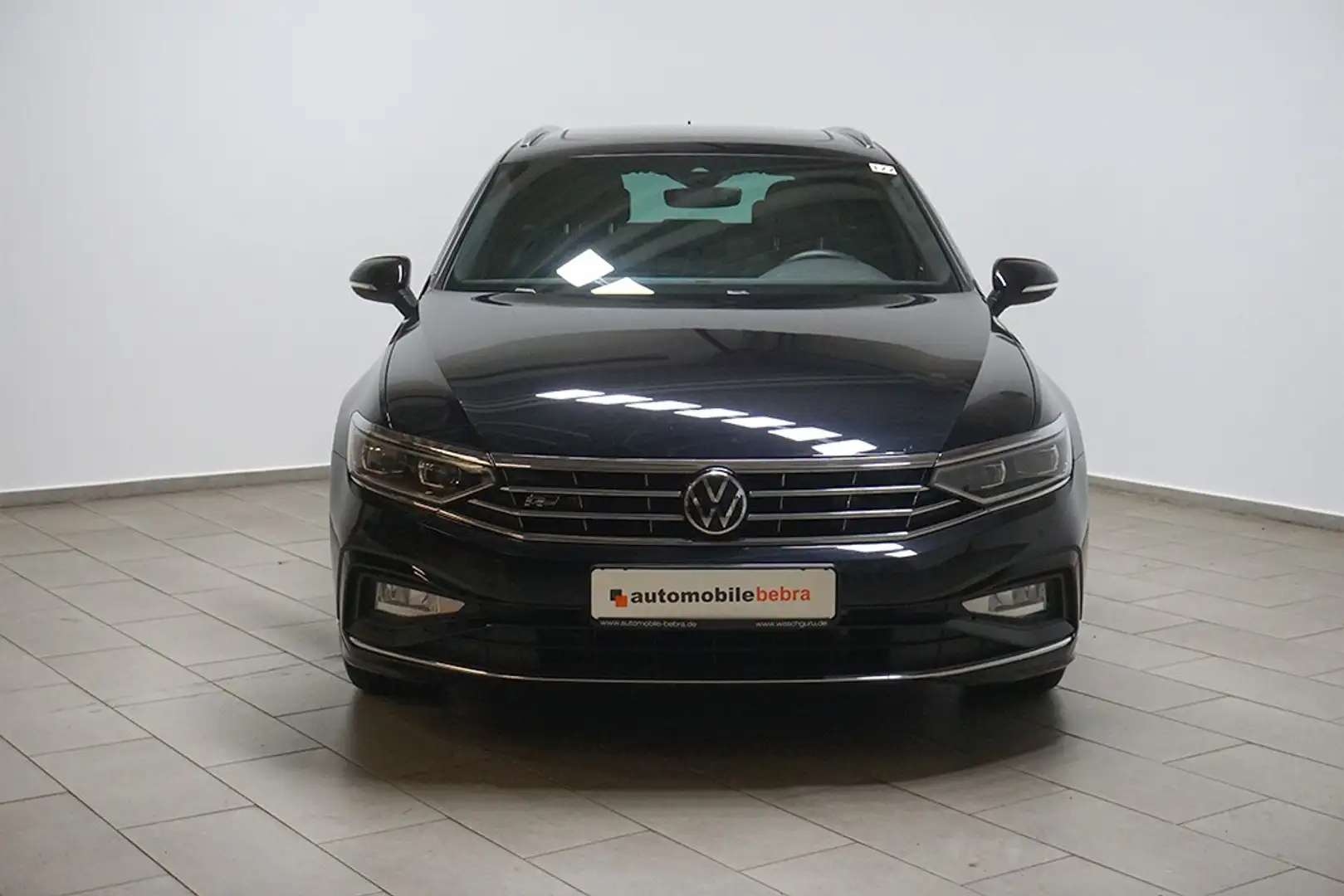 Volkswagen Passat 2.0 TSI DSG 2xR-Line Virtual Pano Schwarz - 2