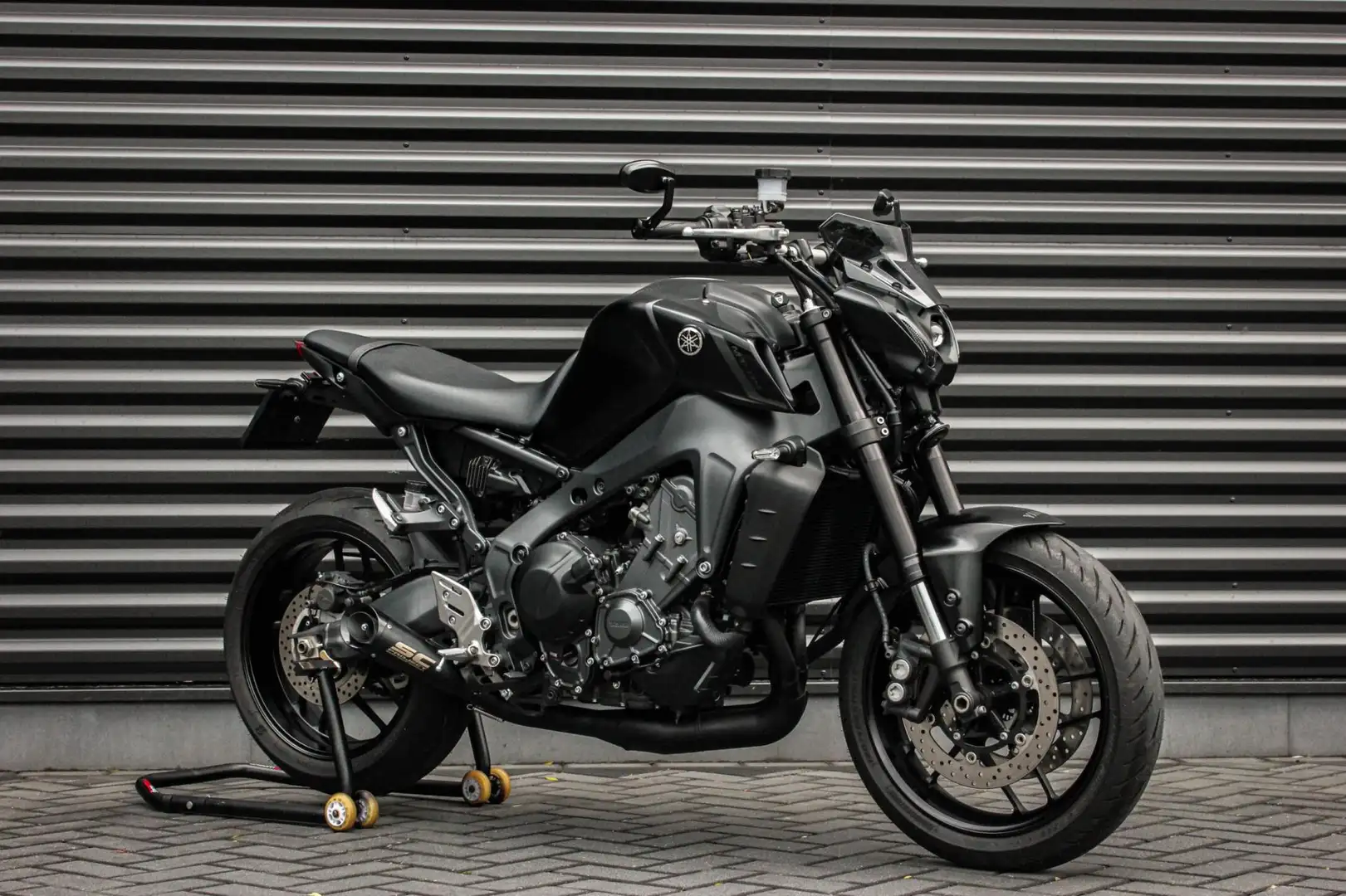 Yamaha MT-09 Tour ABS 119PK 2023 / 1.639KM / NIEUWSTAAT / COMPL Zwart - 2