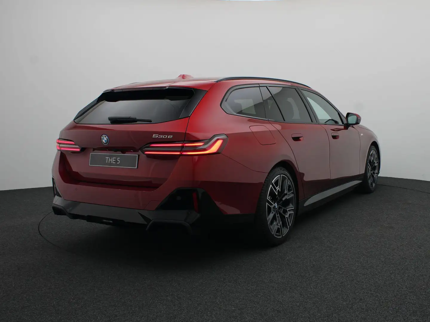 BMW 530 5 Serie Touring 530e Rood - 2