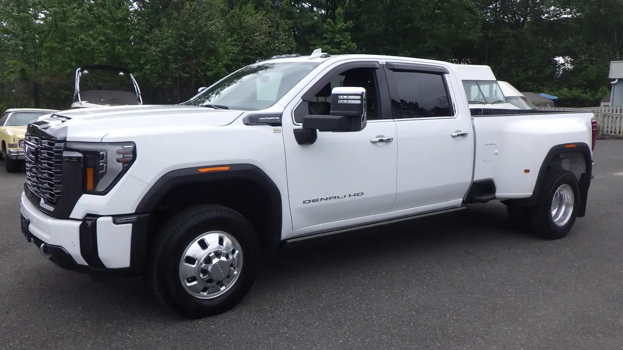 2024 GMC Sierra 3500HD