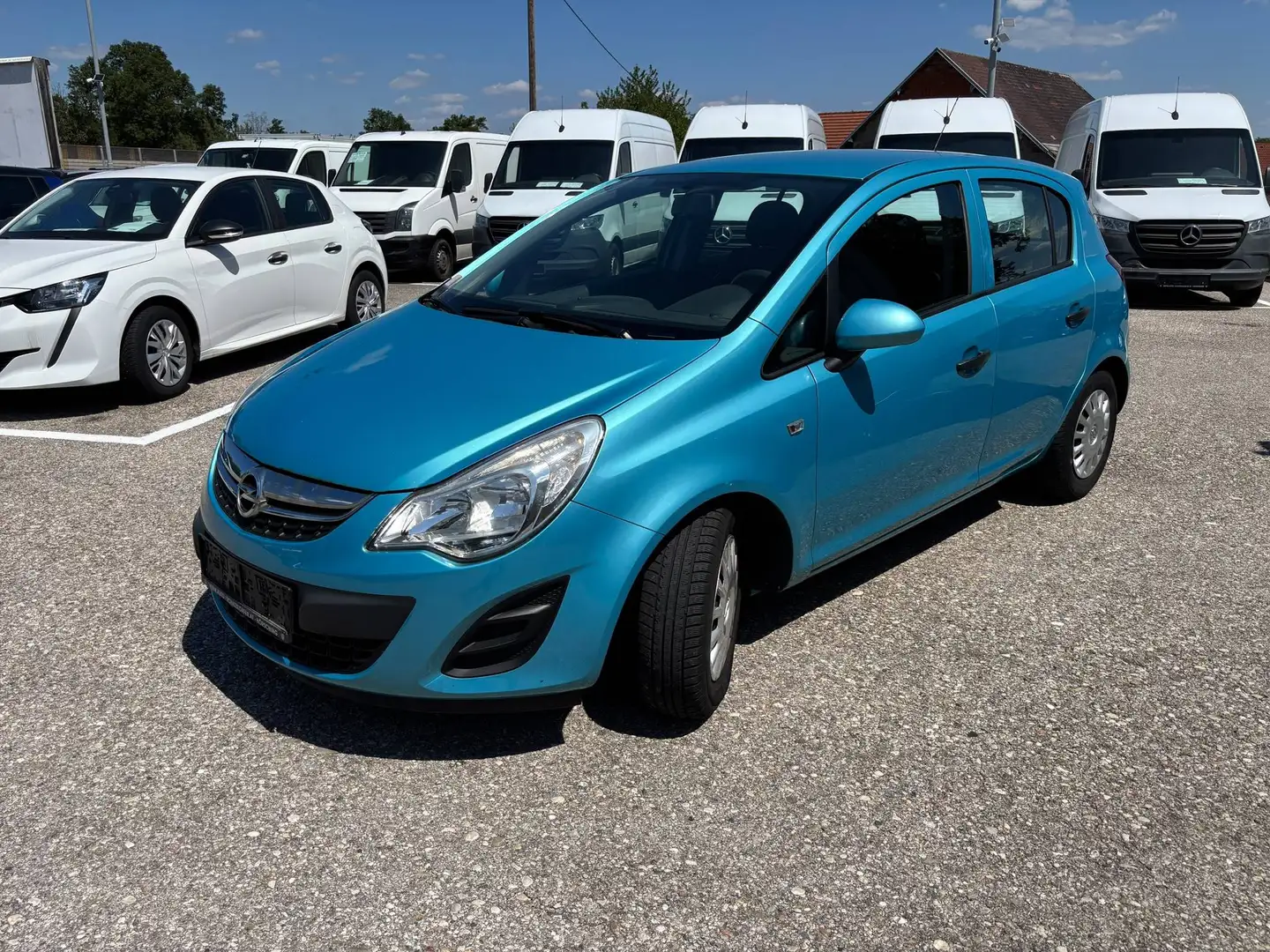 Opel Corsa 1,2 Benziner Blau - 1