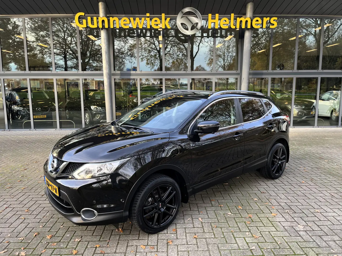 Nissan Qashqai 1.2 Acenta | AUTOMAAT | CAMERA 360° | CLIMA | CRUI Noir - 1