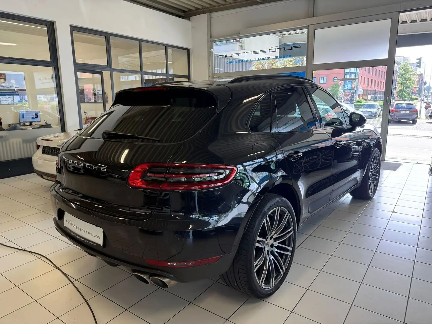 Porsche Macan S Diesel Pano/ BOSE Schwarz - 2