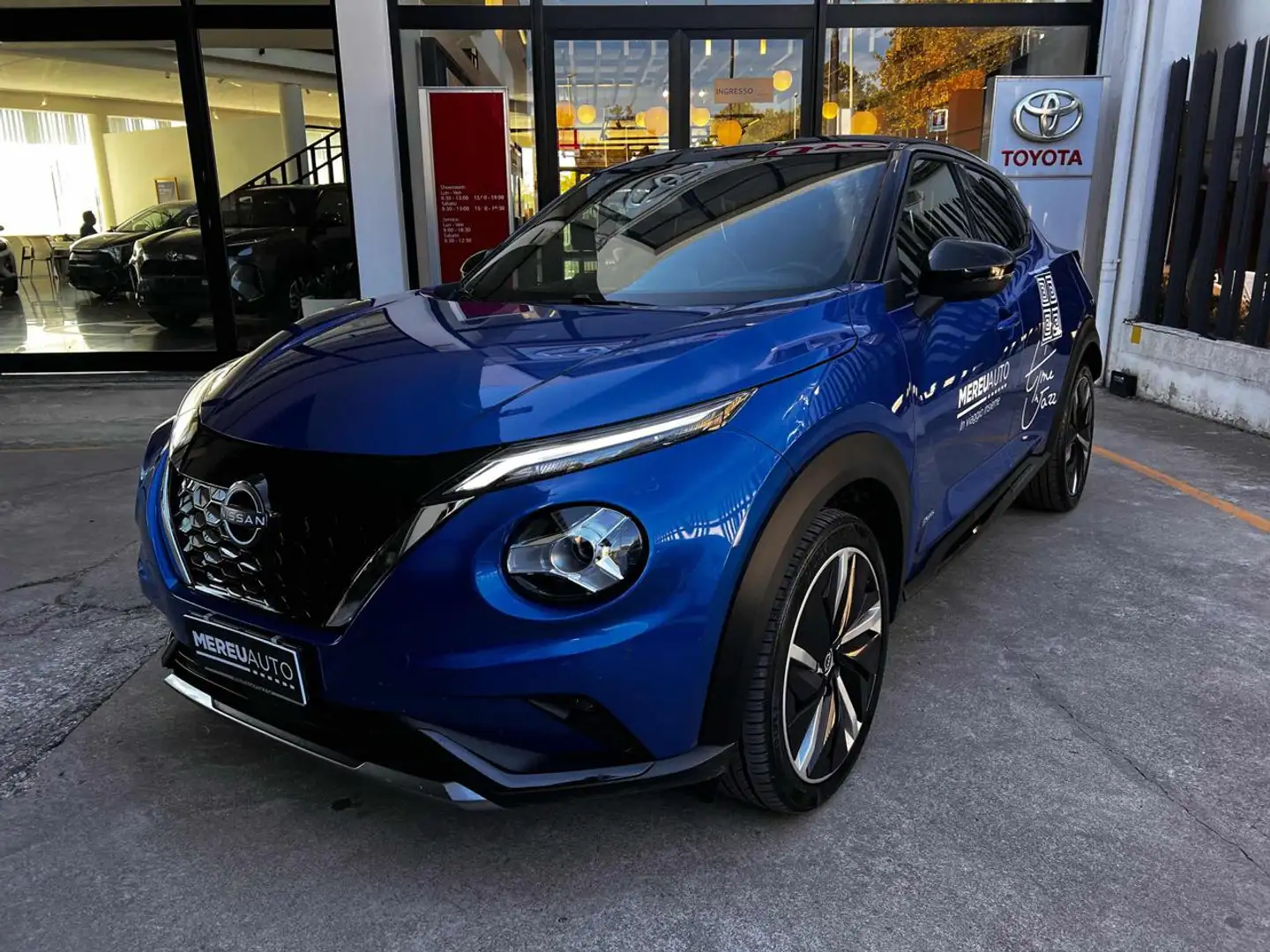 Nissan Juke 1.6 HEV N-Design Blu/Azzurro - 1
