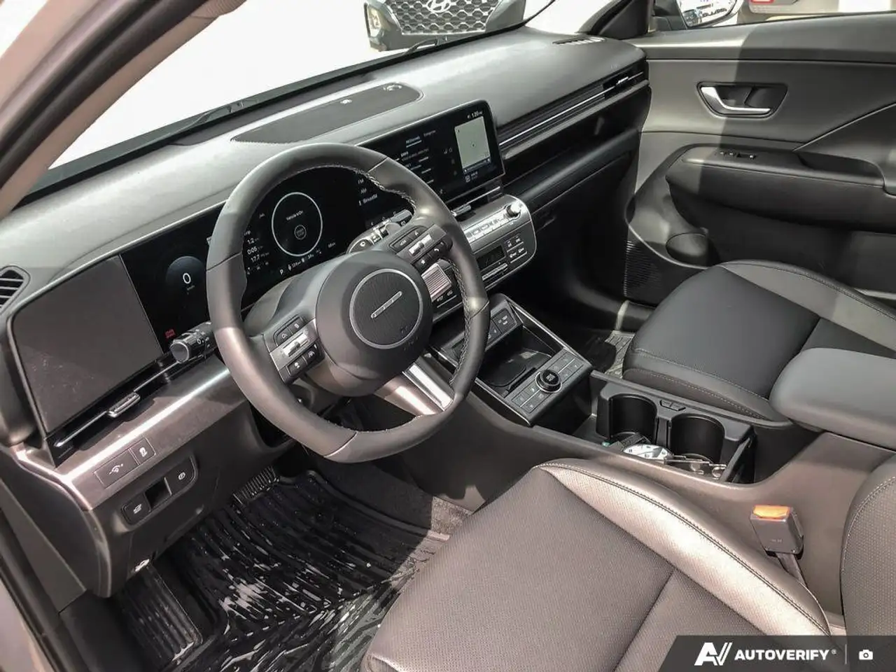 Hyundai KONA снимка Hyundai KONA
