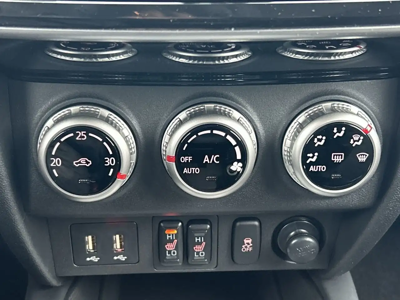 Mitsubishi RVR снимка Mitsubishi RVR