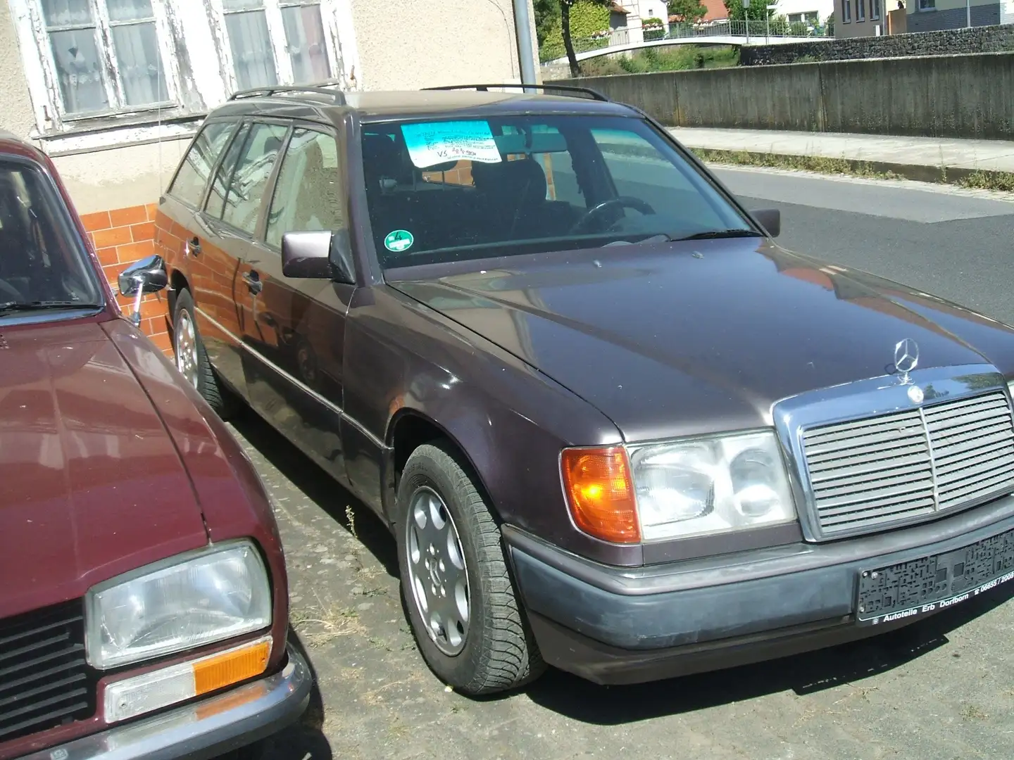 Mercedes-Benz E 220 E-Klasse TE Klima 7 -Sitzer Violett - 2