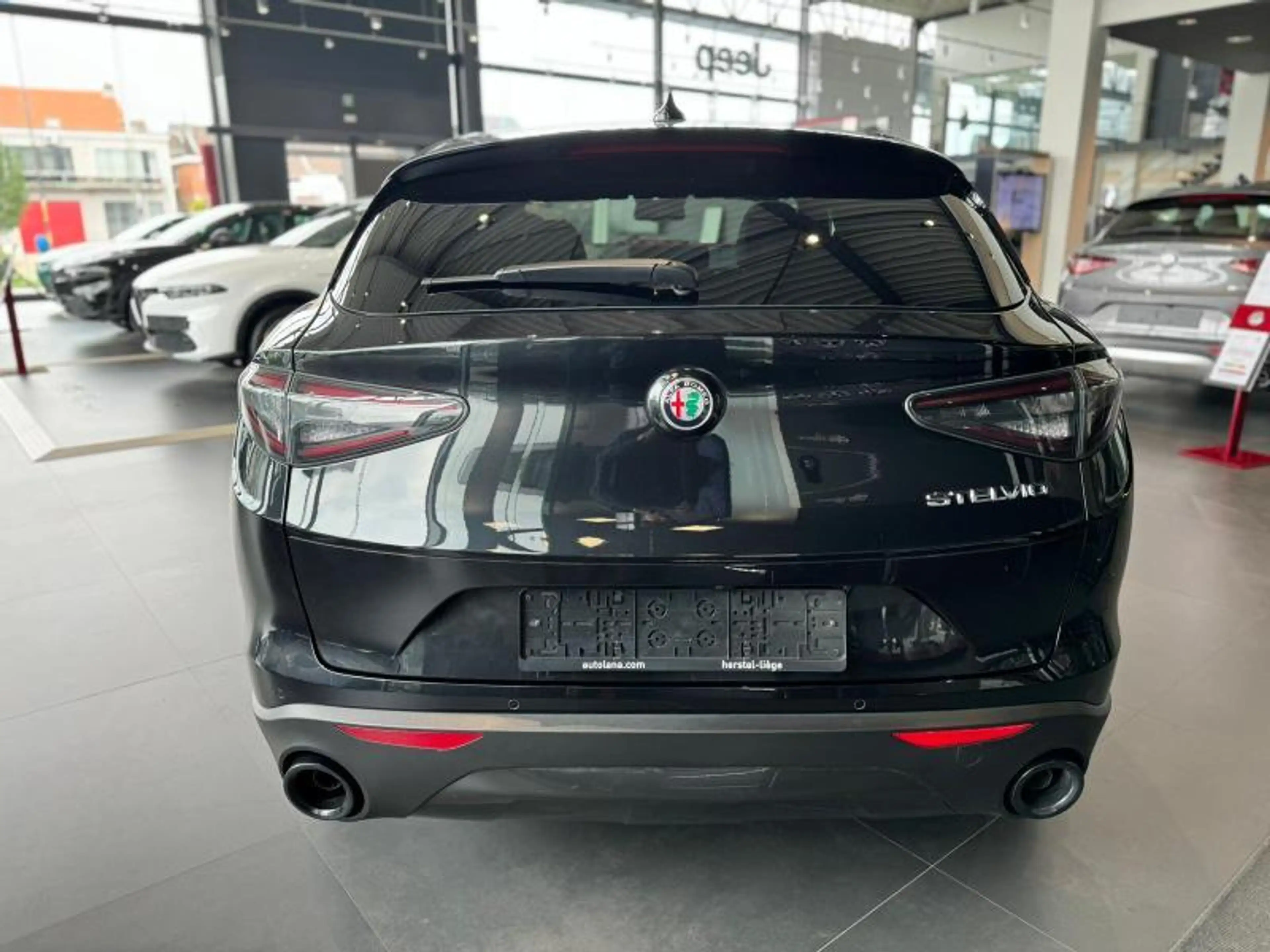 Alfa Romeo Stelvio Sprint — photo 6
