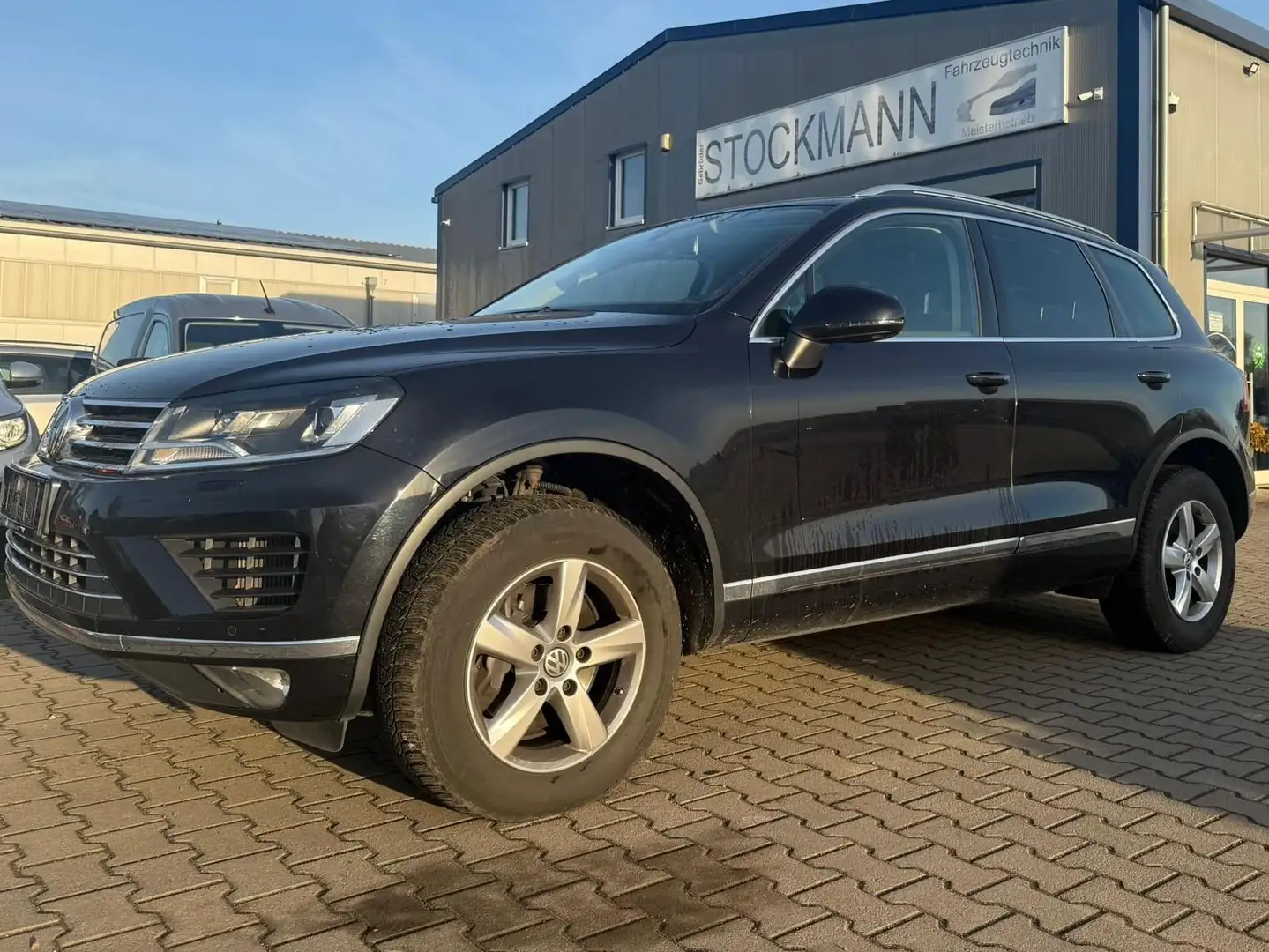 Volkswagen Touareg V6 TDI BMT/Start-Stopp Terrain Tech 4Motion Noir - 1