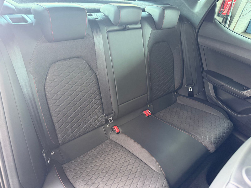SEAT Leon FR e-Hybrid/VIRTUAL/PANO/LED/ASISSTENTEN/ — photo 9