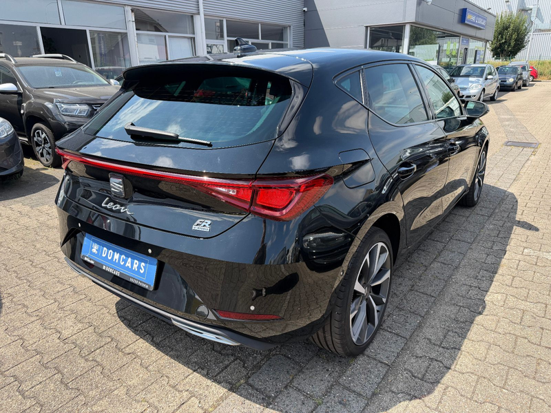 SEAT Leon FR e-Hybrid/VIRTUAL/PANO/LED/ASISSTENTEN/ — photo 5
