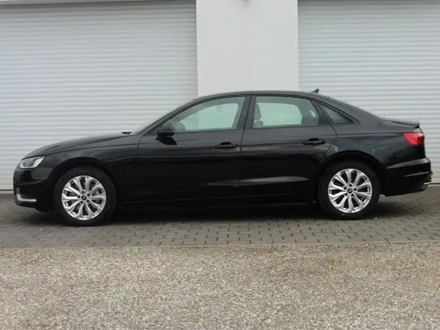 Audi A4 A4 V 2019 Berlina 40 2.0 tdi quattro190cv s-tronic Nero - 2