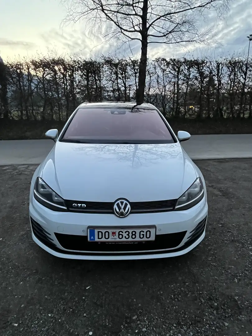 Volkswagen Golf GTD 2,0 TDI - 1