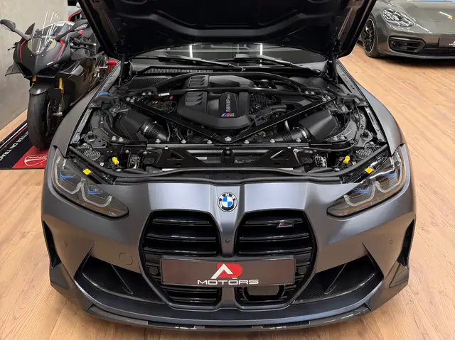BMW M3 view 16