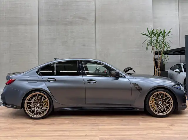 BMW M3 view 8