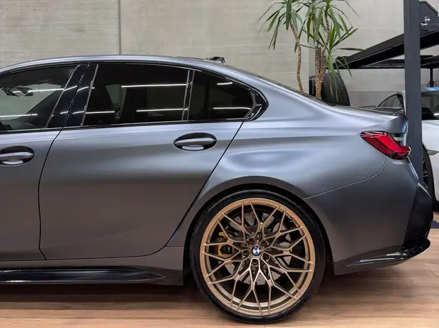 BMW M3 view 7