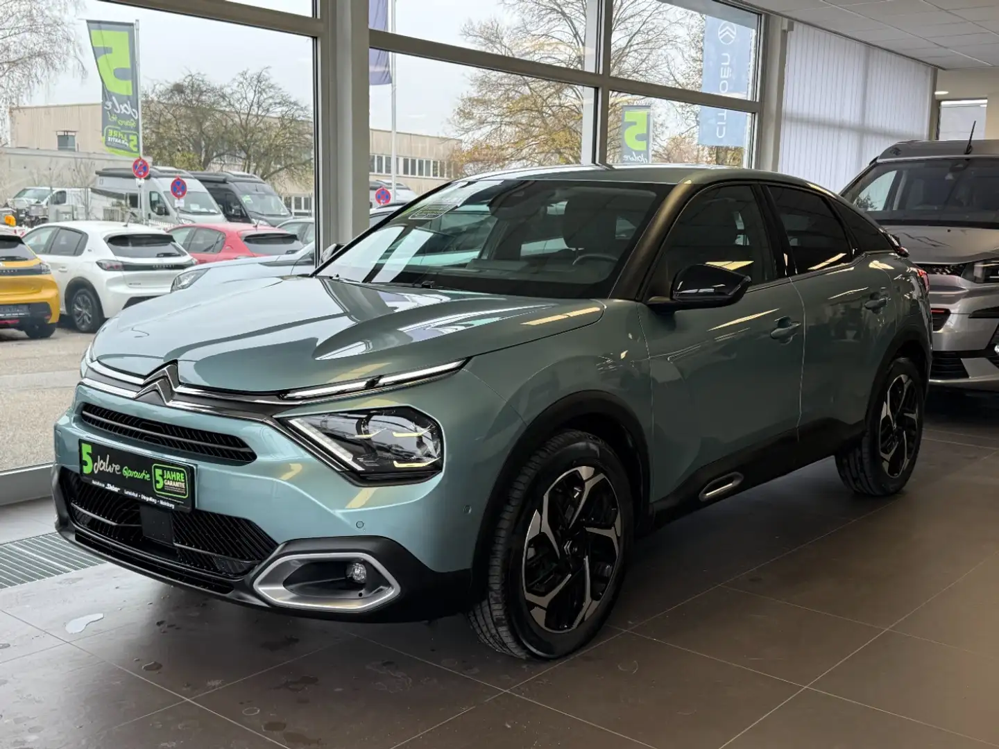 Citroen C4 1.2 PureTech 130 Shine Kamera*Navi*Sitzhzg Albastru - 2