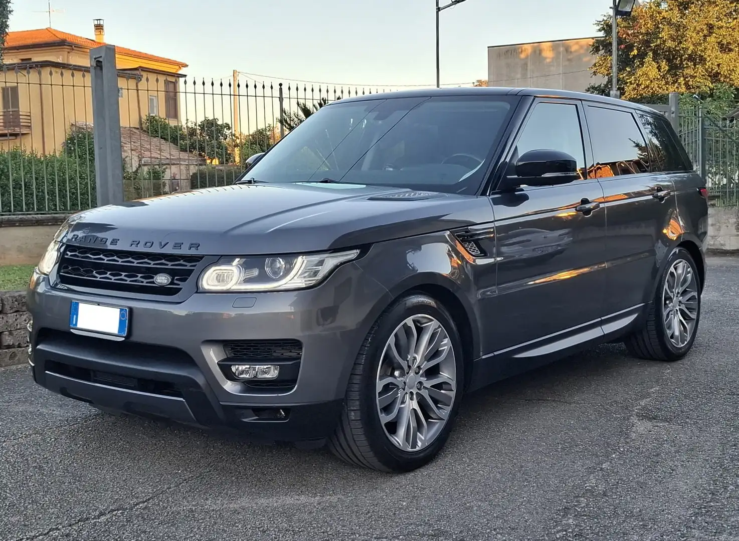 Land Rover Range Rover Sport 3.0 tdv6 HSE / Tettuccio Panoramico / Euro6 Gris - 2