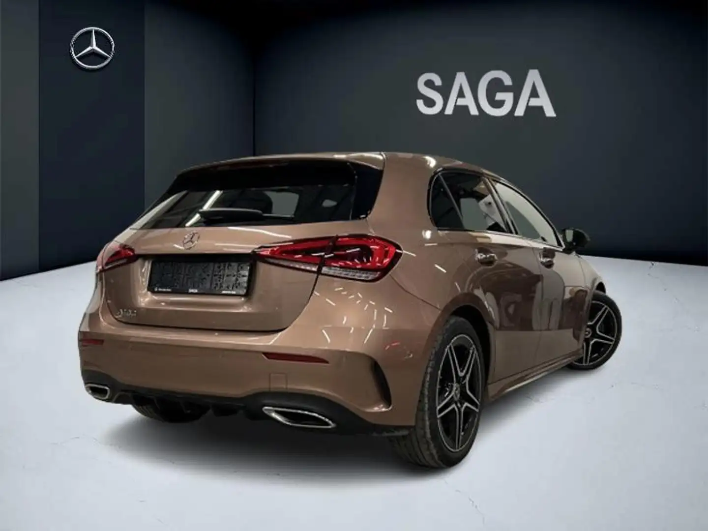 Mercedes-Benz A 180 AMG Line Or - 2