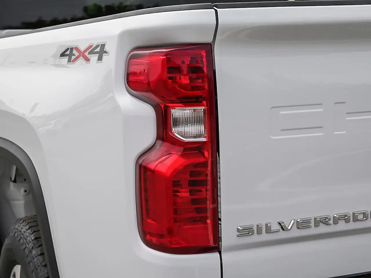 Chevrolet Silverado 2500 снимка Chevrolet Silverado 2500