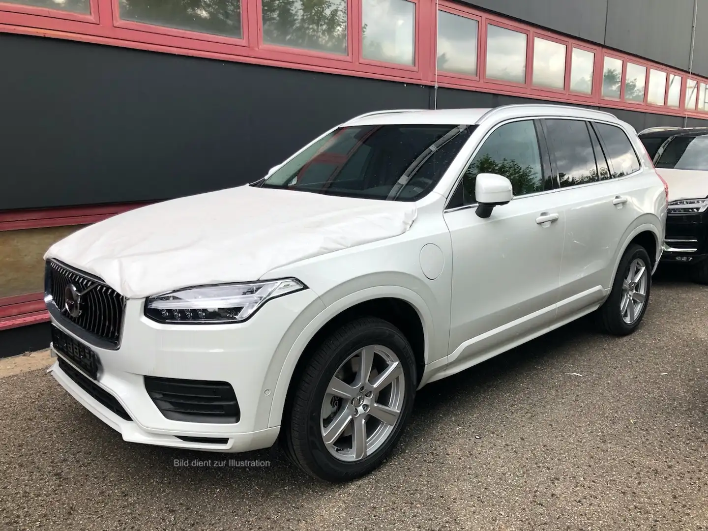 Volvo XC90 T8 AWD Recharge Core Geartronic - 7 Sitze (MJ2025) Rot - 2