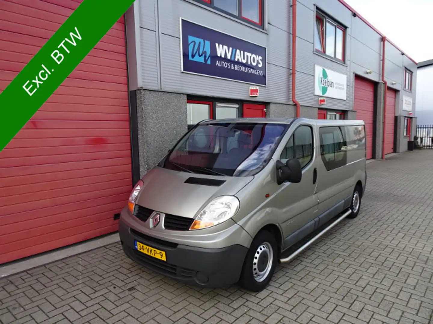 Renault Trafic 2.5 dCi T29 L2H1 DC airco Szary - 1