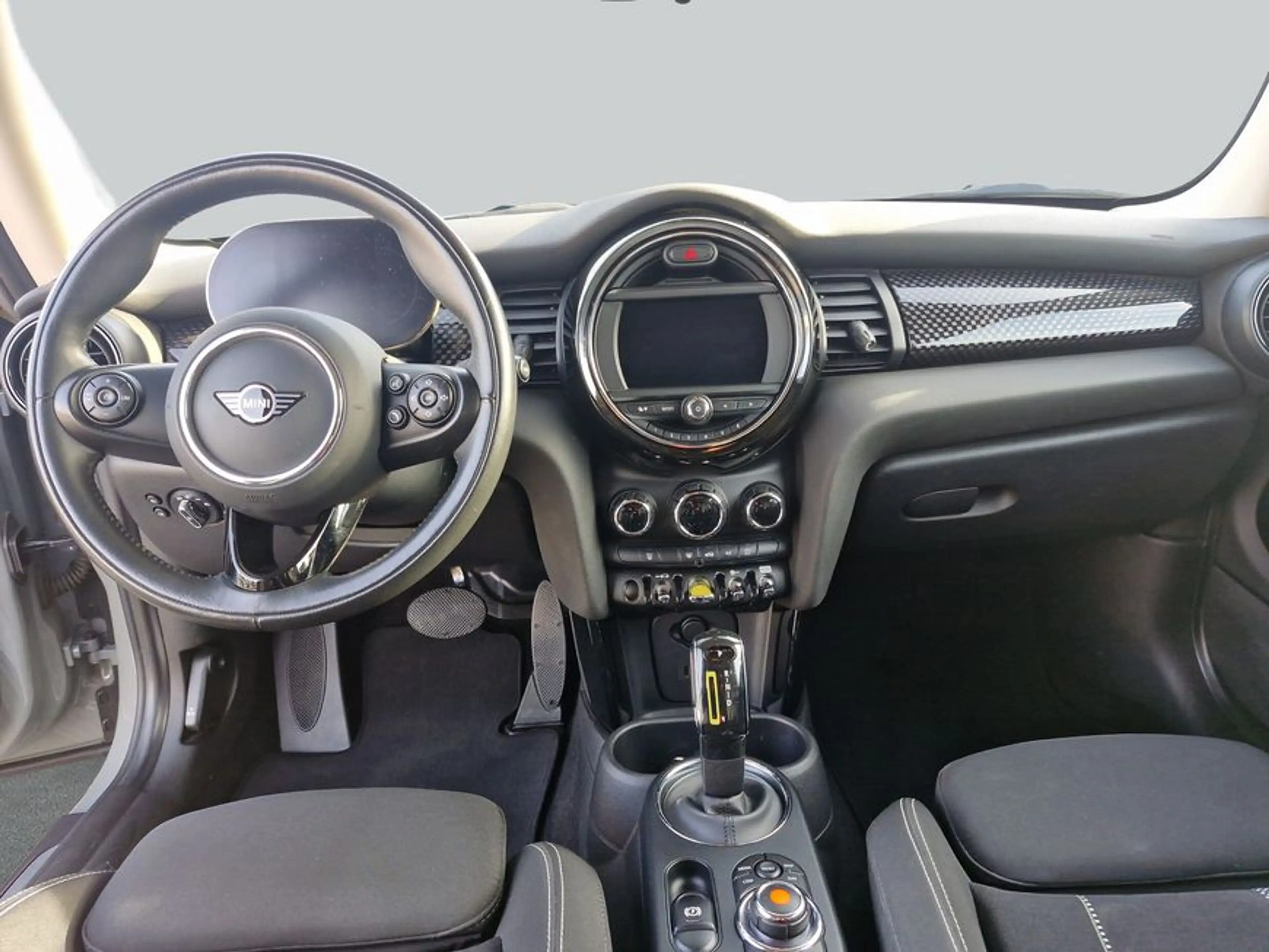 MINI Cooper SE Cooper SE Trim S — photo 15