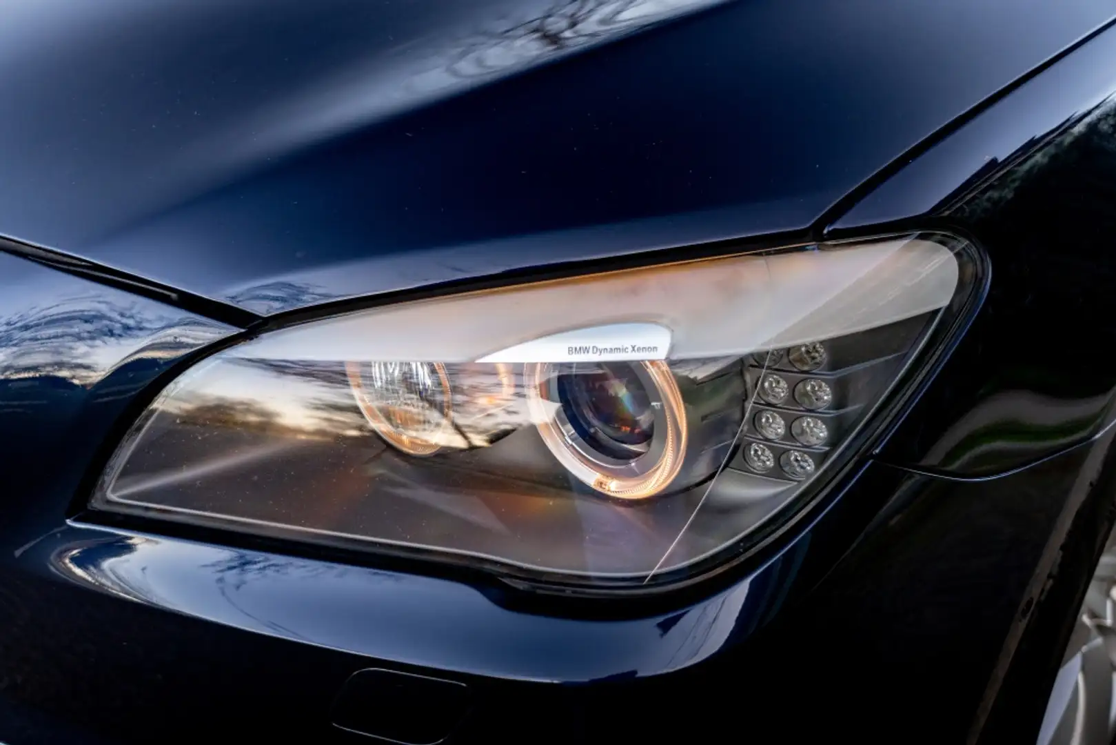 BMW 750 750iA xDrive Azul - 2