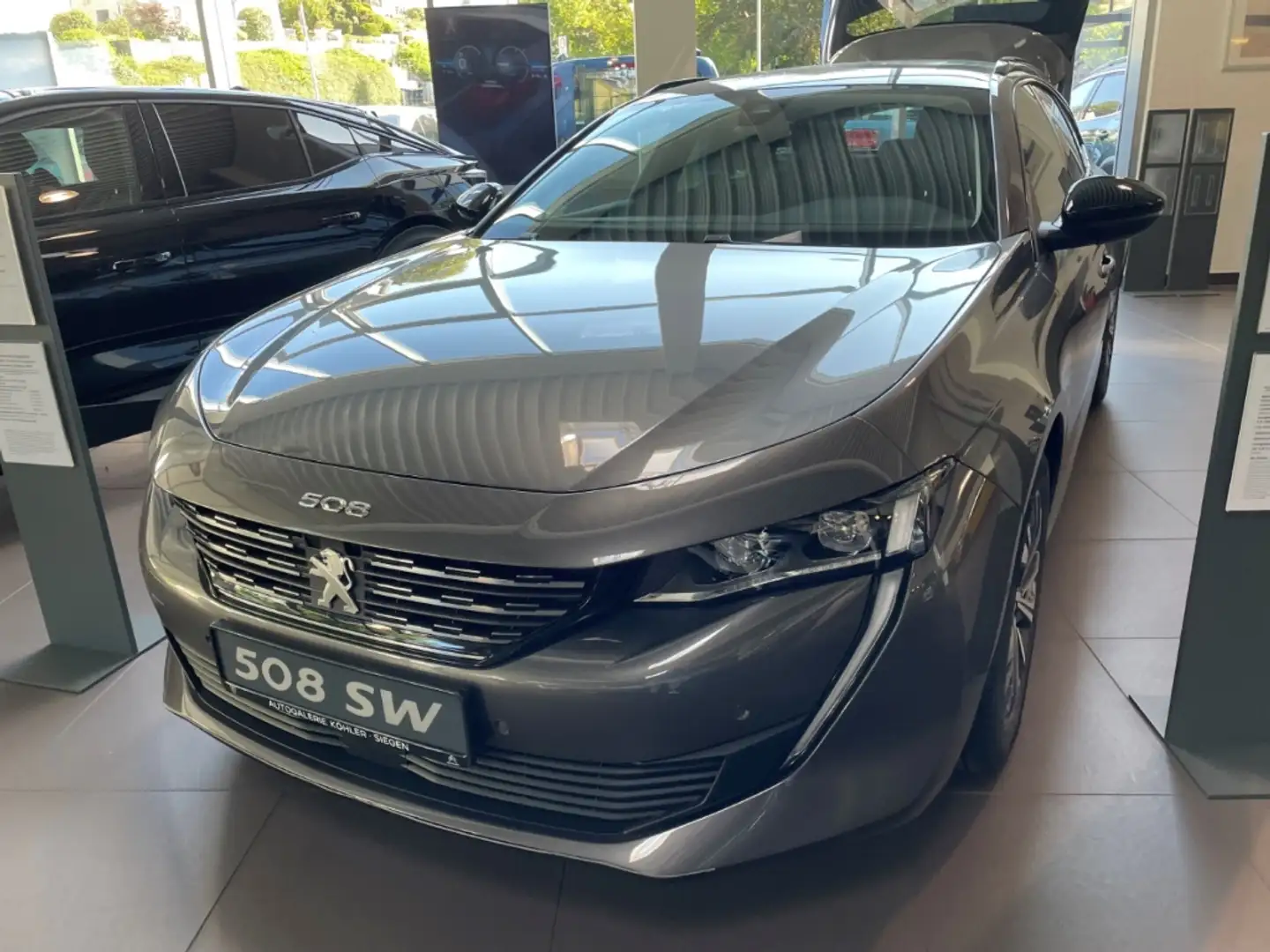 Peugeot 508 SW 130 EAT8 Allure Pack NAVI SITZHEIZUNG PDC Grau - 2