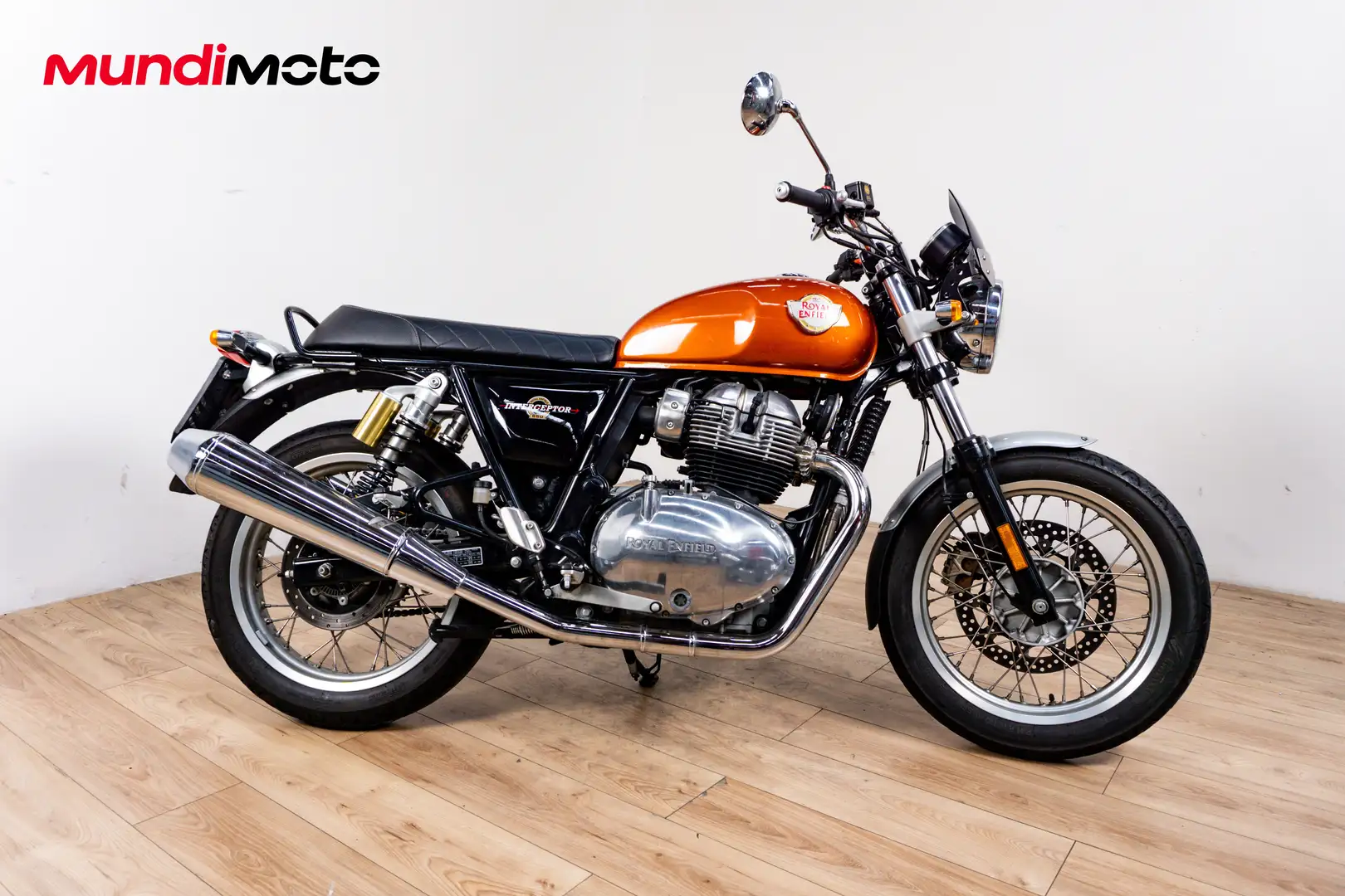 Royal Enfield Interceptor - 1