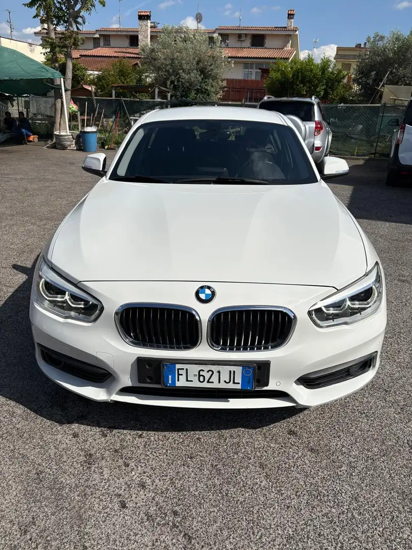 BMW 118 118d Advantage 5p - 1