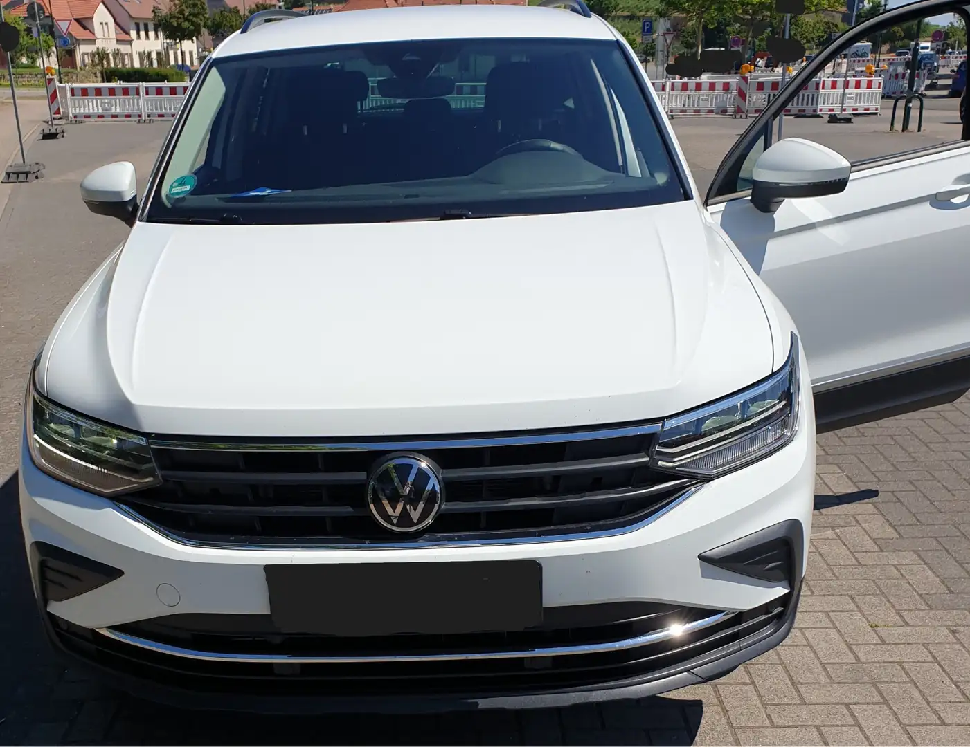 Volkswagen Tiguan Tiguan 1.5 TSI OPF DSG Life Weiß - 1