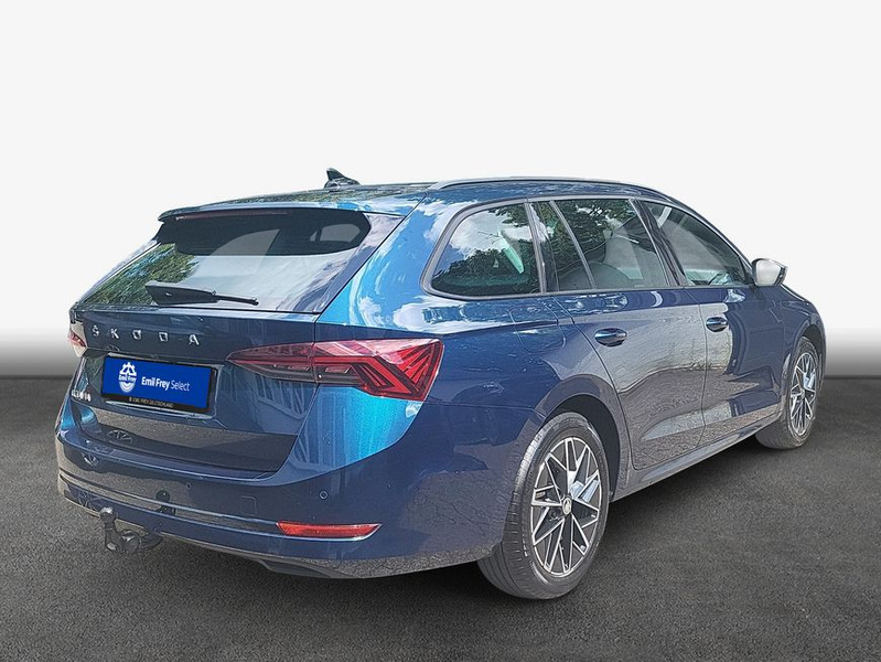 Skoda Octavia Combi 2.0 TDI DSG Ambition AHK/Kamera/Pano — photo 2