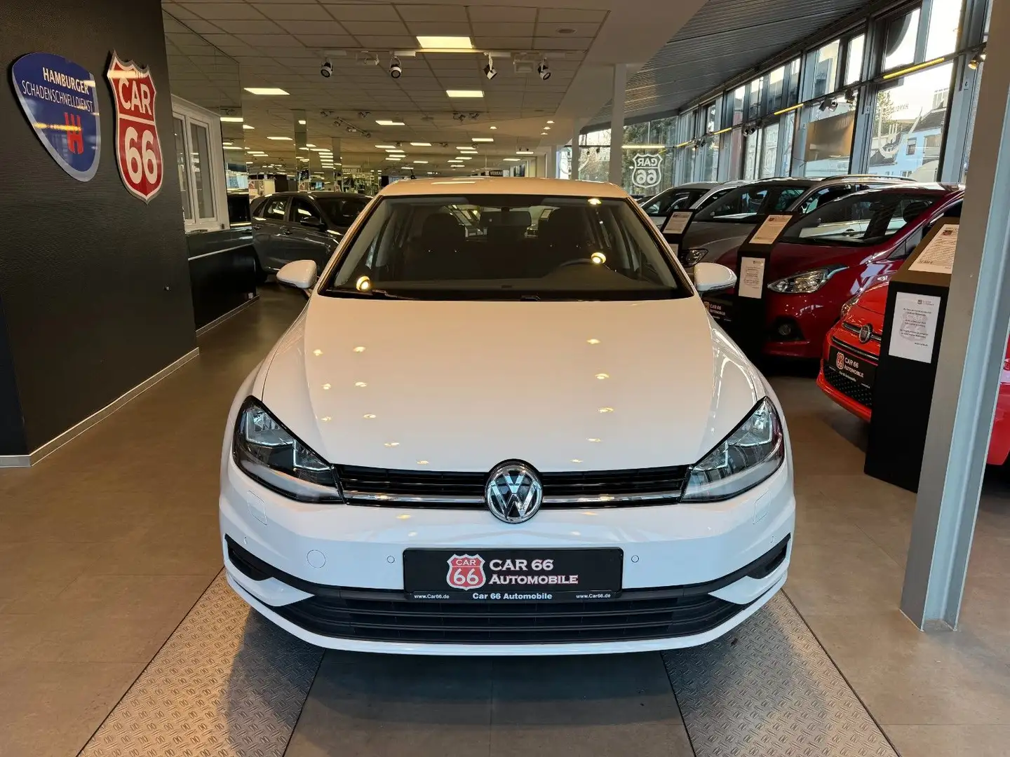 Volkswagen Golf VII Lim. Trendline BMT/Start-Stopp Blanc - 2