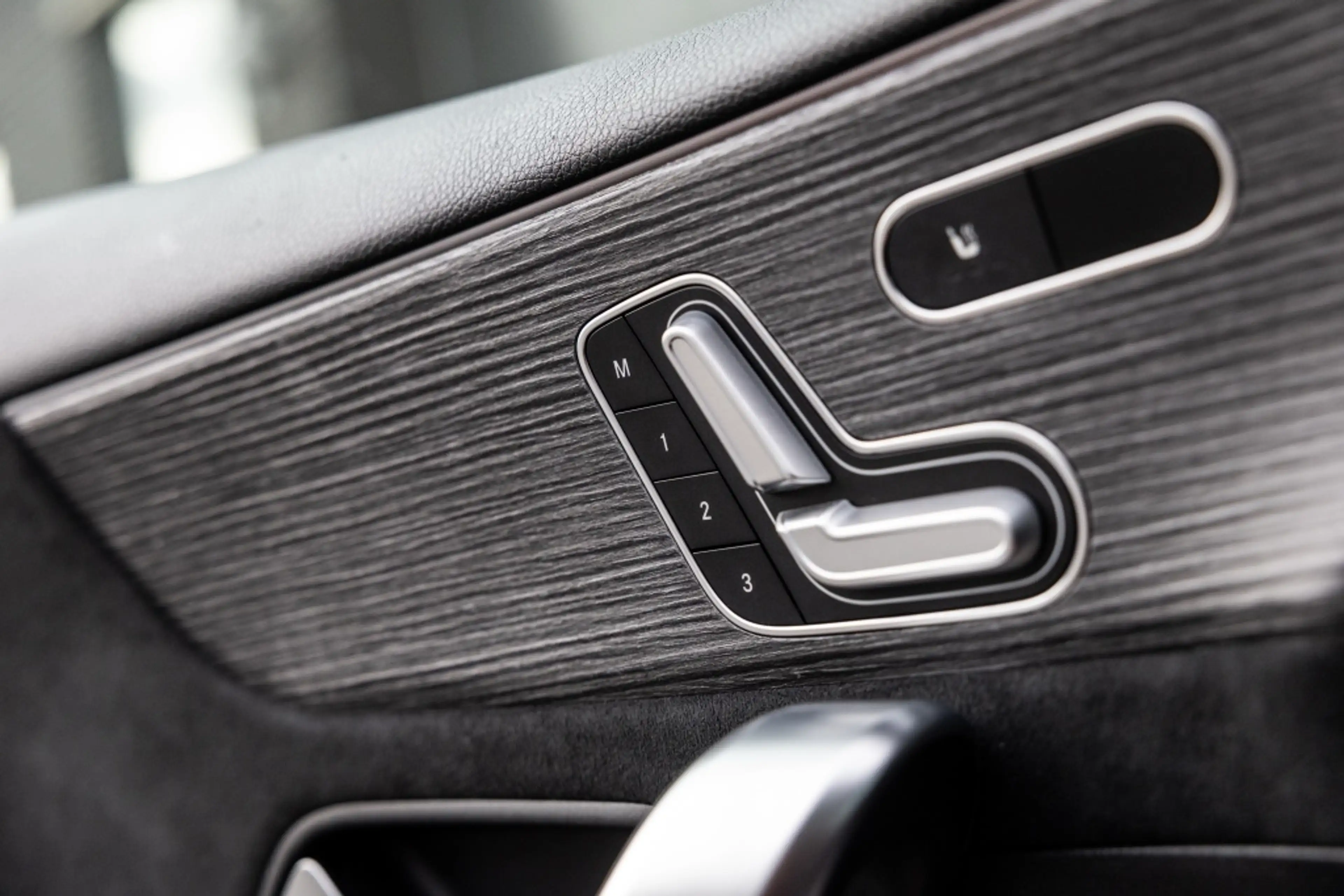 Mercedes-Benz A 250 e Premium Plus | Pano | Burmester | Memory | Multi — photo 34
