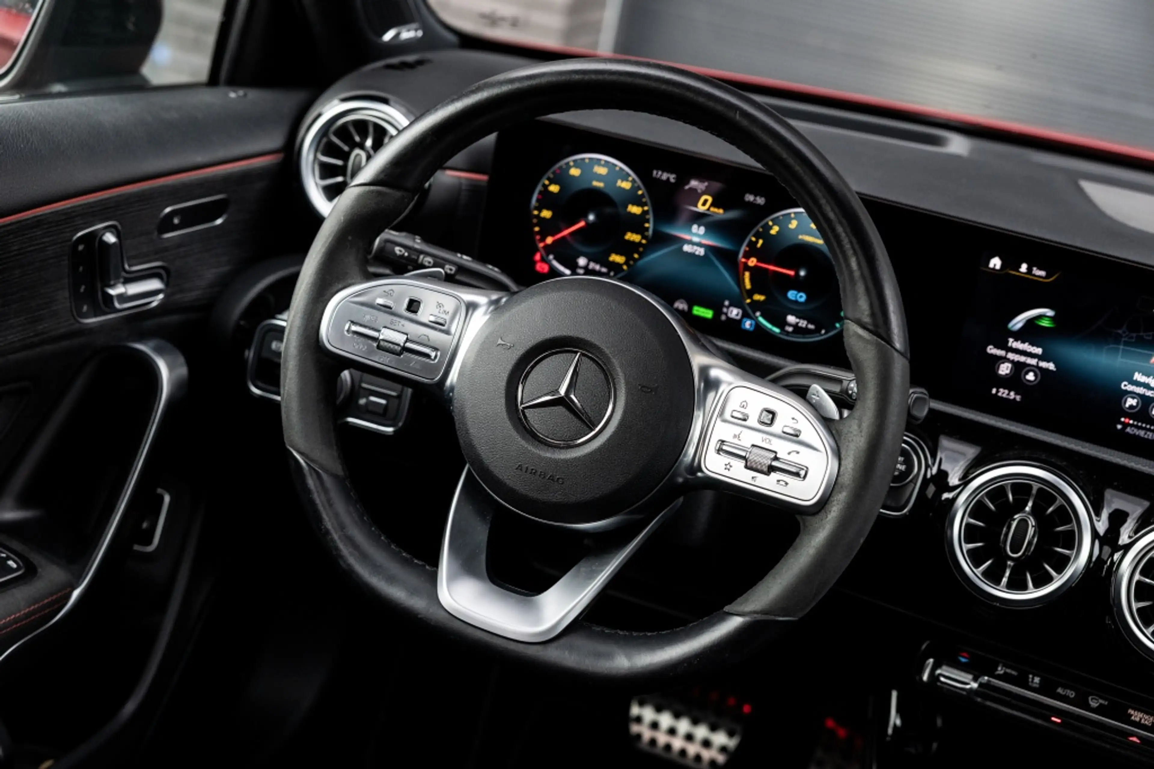 Mercedes-Benz A 250 e Premium Plus | Pano | Burmester | Memory | Multi — photo 9