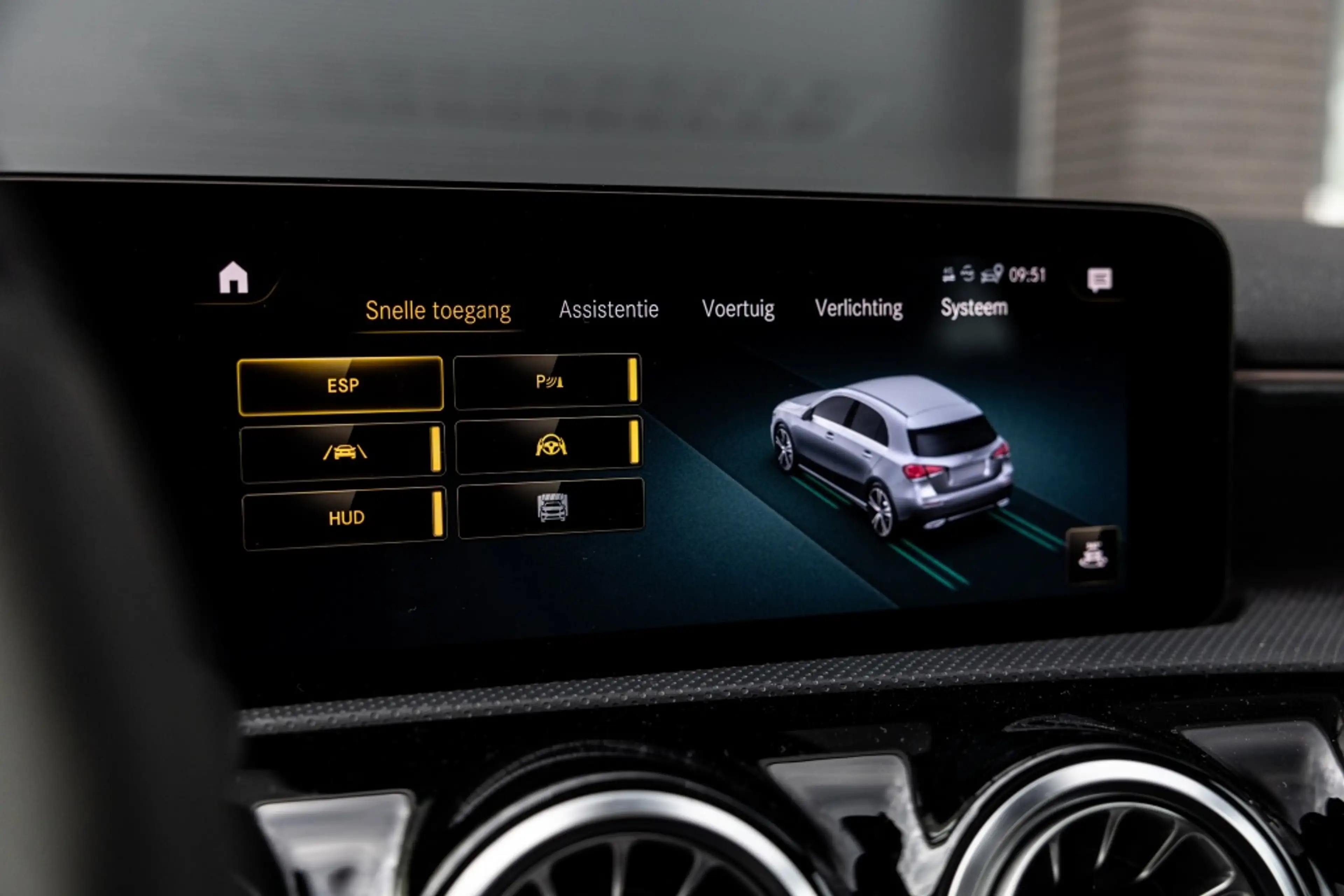 Mercedes-Benz A 250 e Premium Plus | Pano | Burmester | Memory | Multi — photo 44